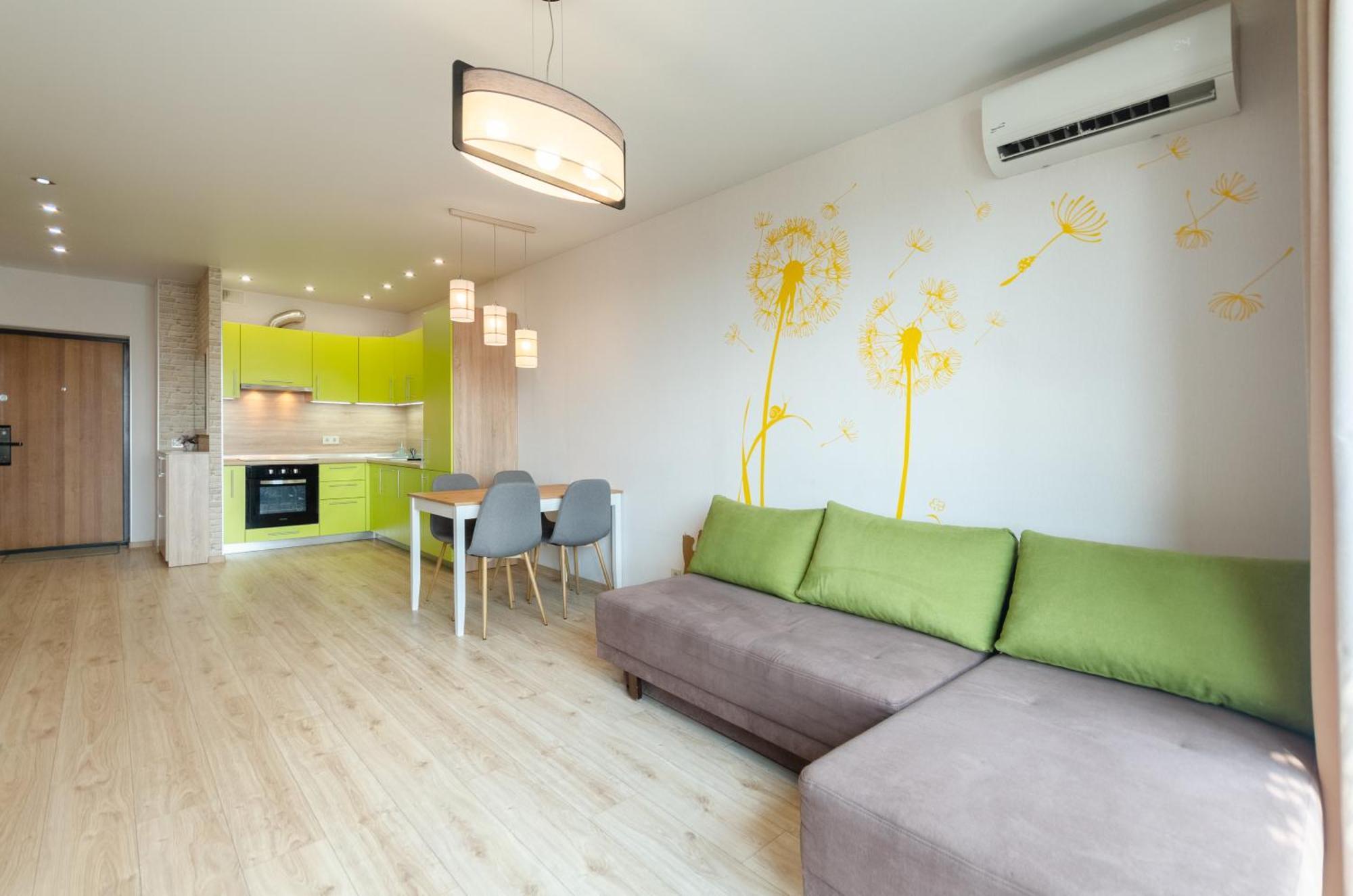 1359Б Cozy apartment nearby with Central Railway Station Киев Экстерьер фото