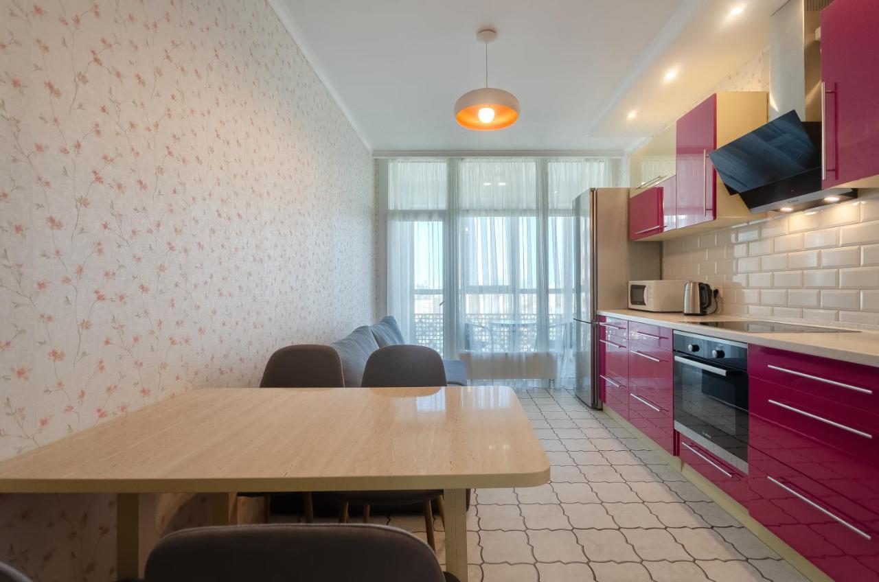 1359Б Cozy apartment nearby with Central Railway Station Киев Экстерьер фото