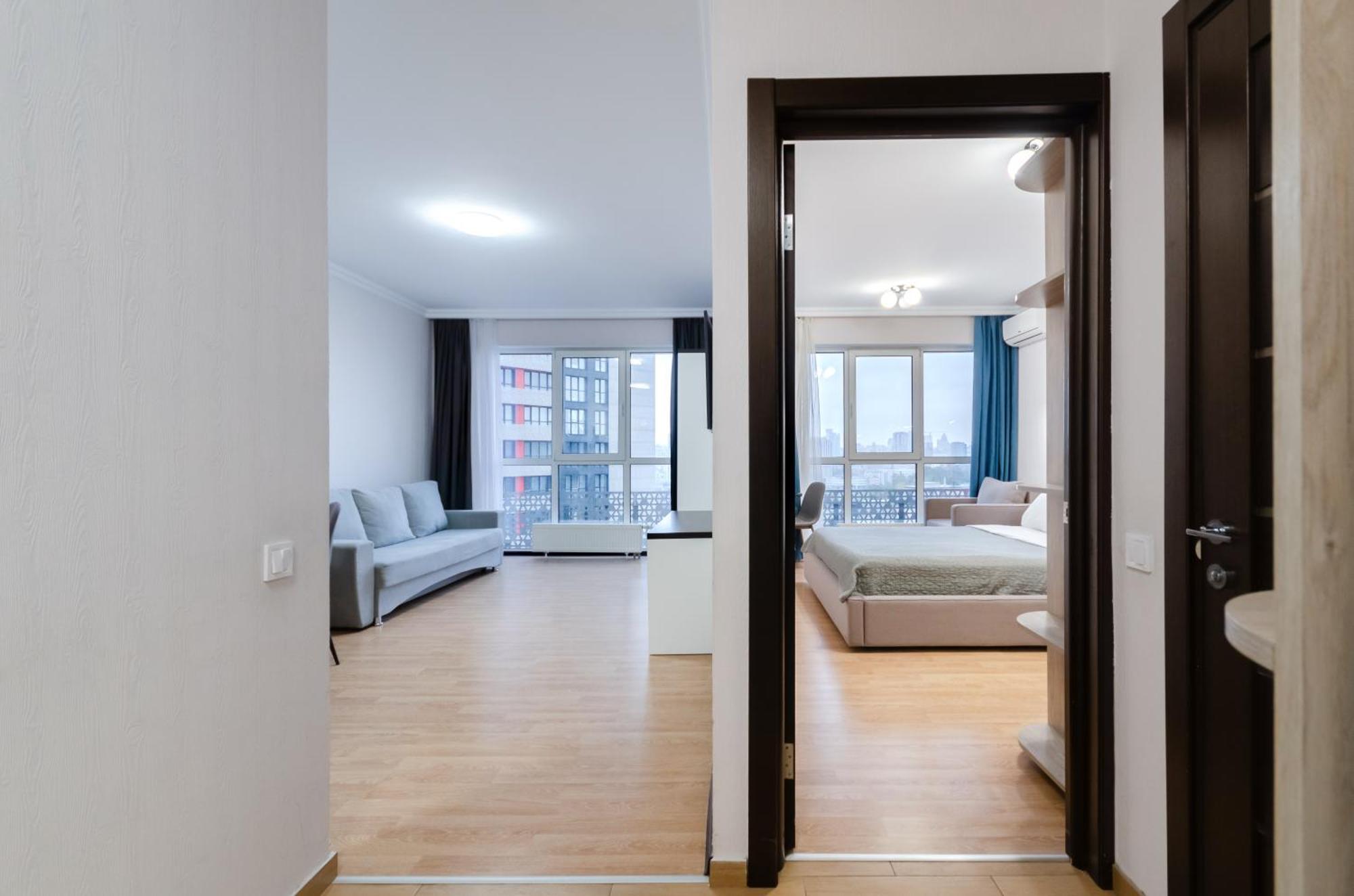 1359Б Cozy apartment nearby with Central Railway Station Киев Экстерьер фото