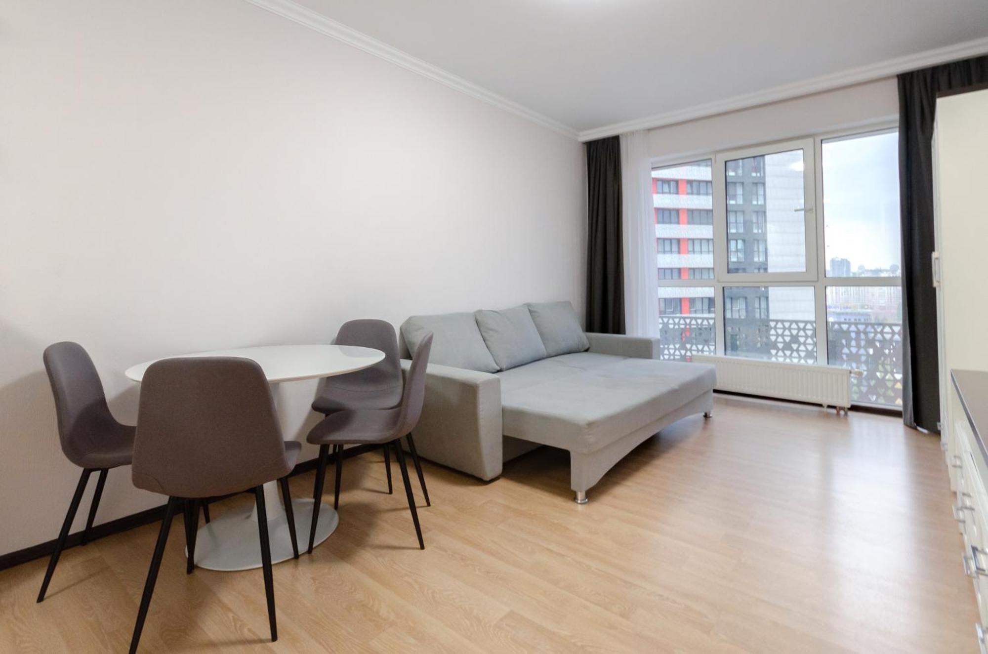 1359Б Cozy apartment nearby with Central Railway Station Киев Экстерьер фото