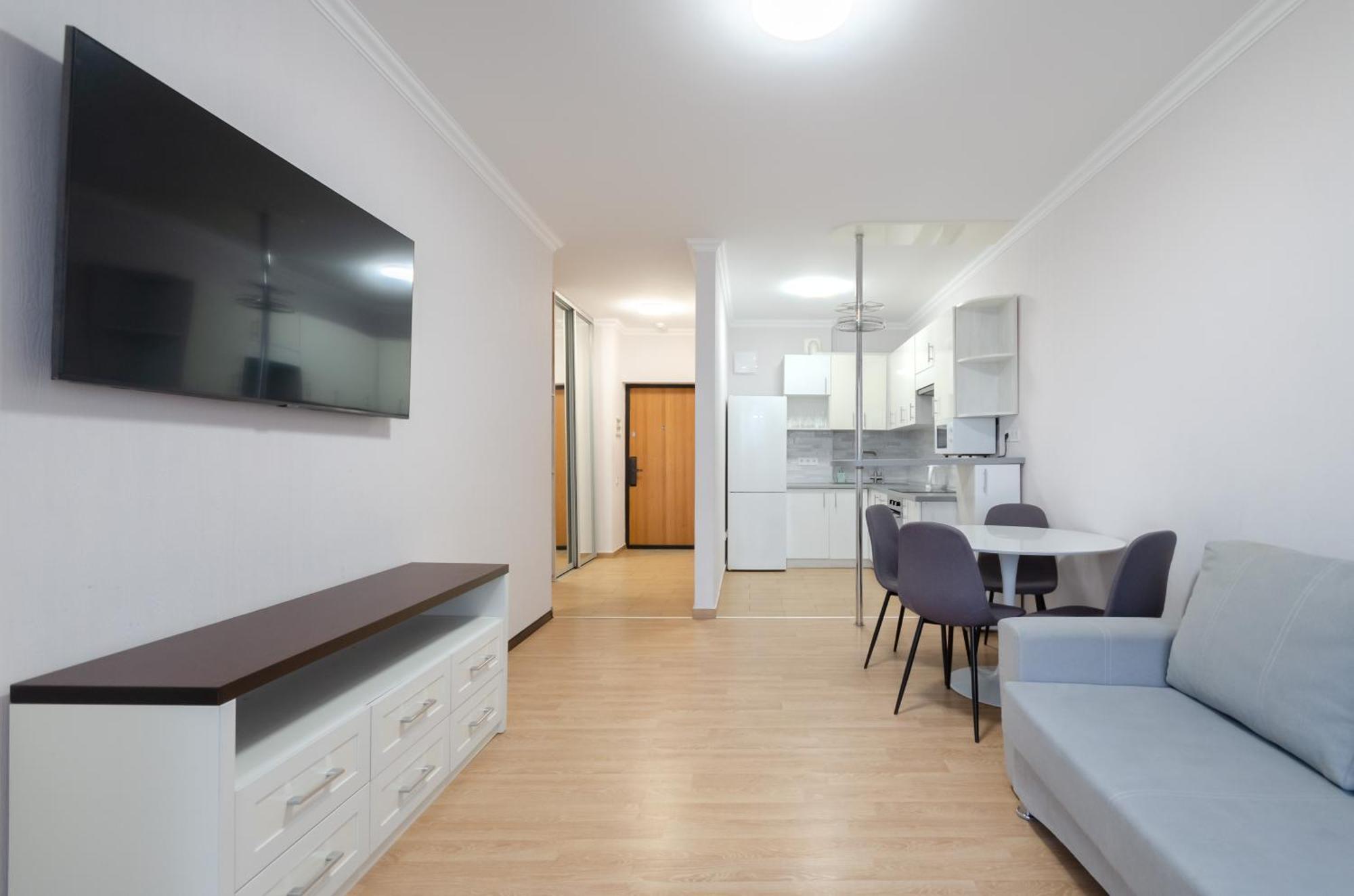 1359Б Cozy apartment nearby with Central Railway Station Киев Экстерьер фото