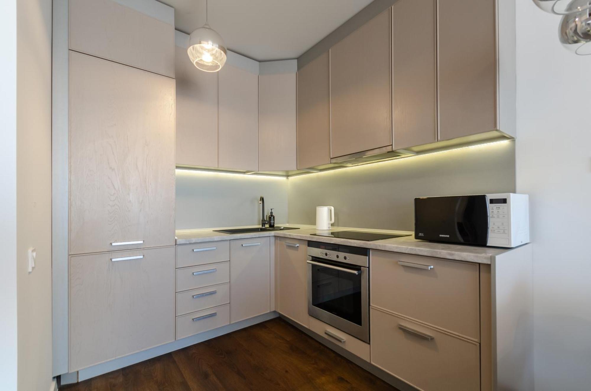 1359Б Cozy apartment nearby with Central Railway Station Киев Экстерьер фото