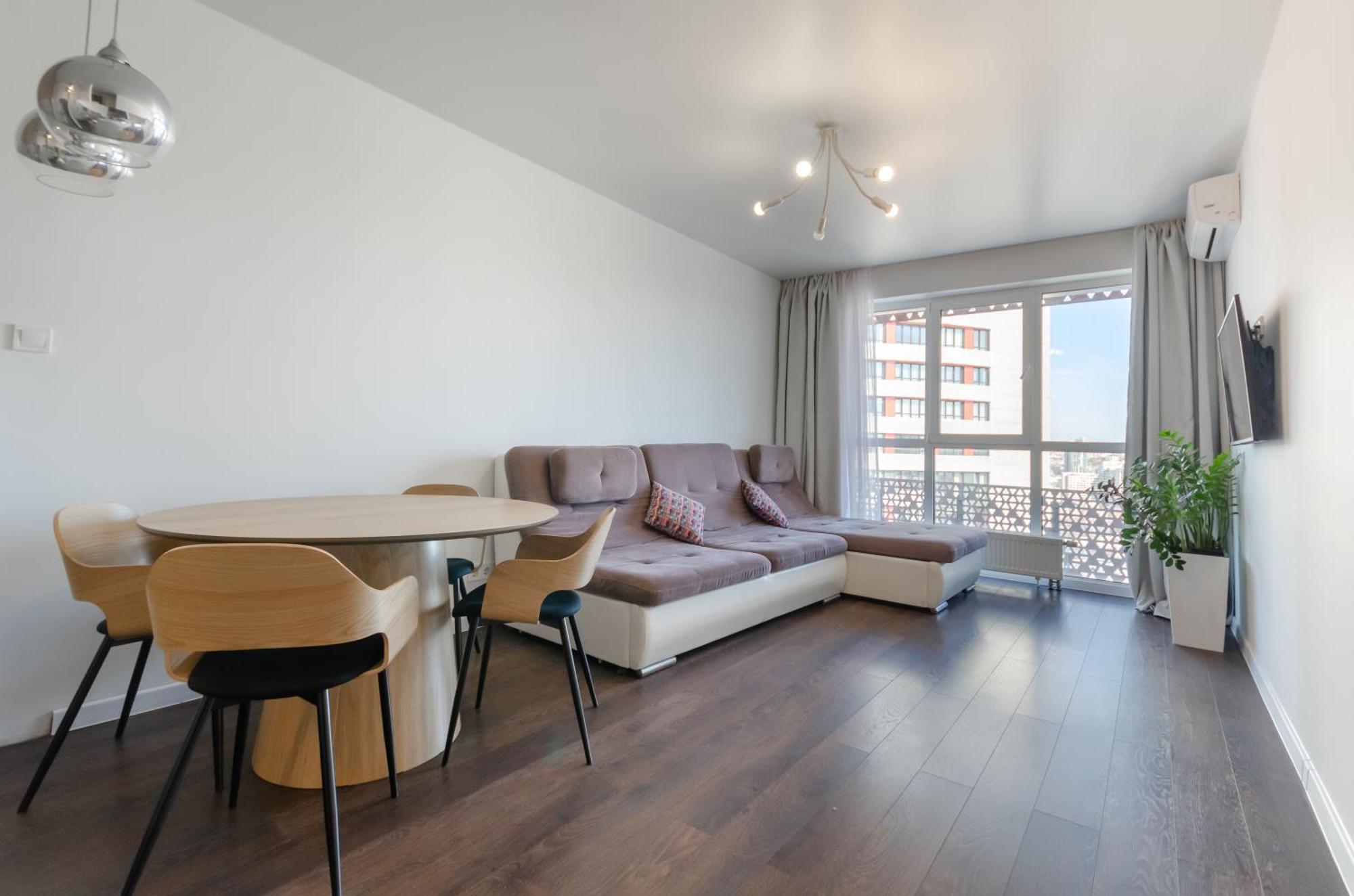 1359Б Cozy apartment nearby with Central Railway Station Киев Экстерьер фото