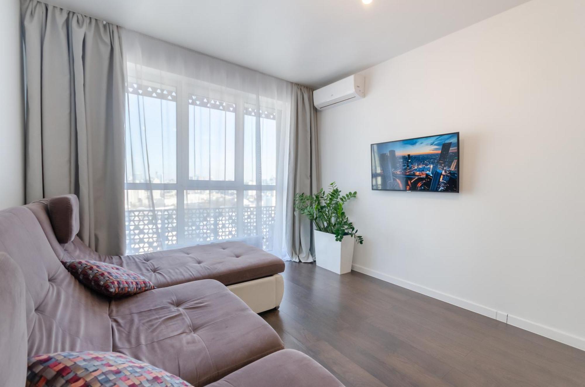 1359Б Cozy apartment nearby with Central Railway Station Киев Экстерьер фото